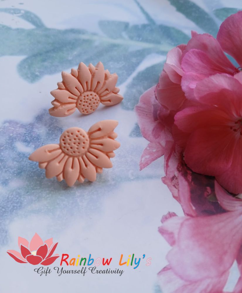 Cercei din fimo „Jumătate de margaretă"