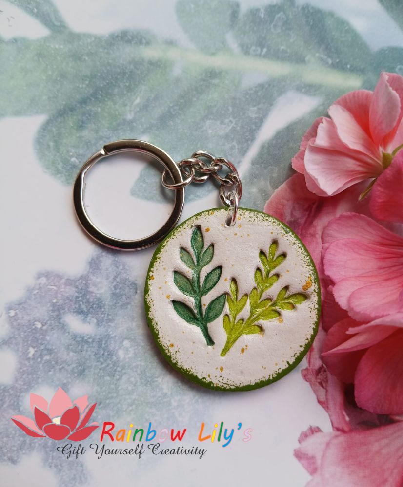 Breloc din lut „Frunze” - imagine 3